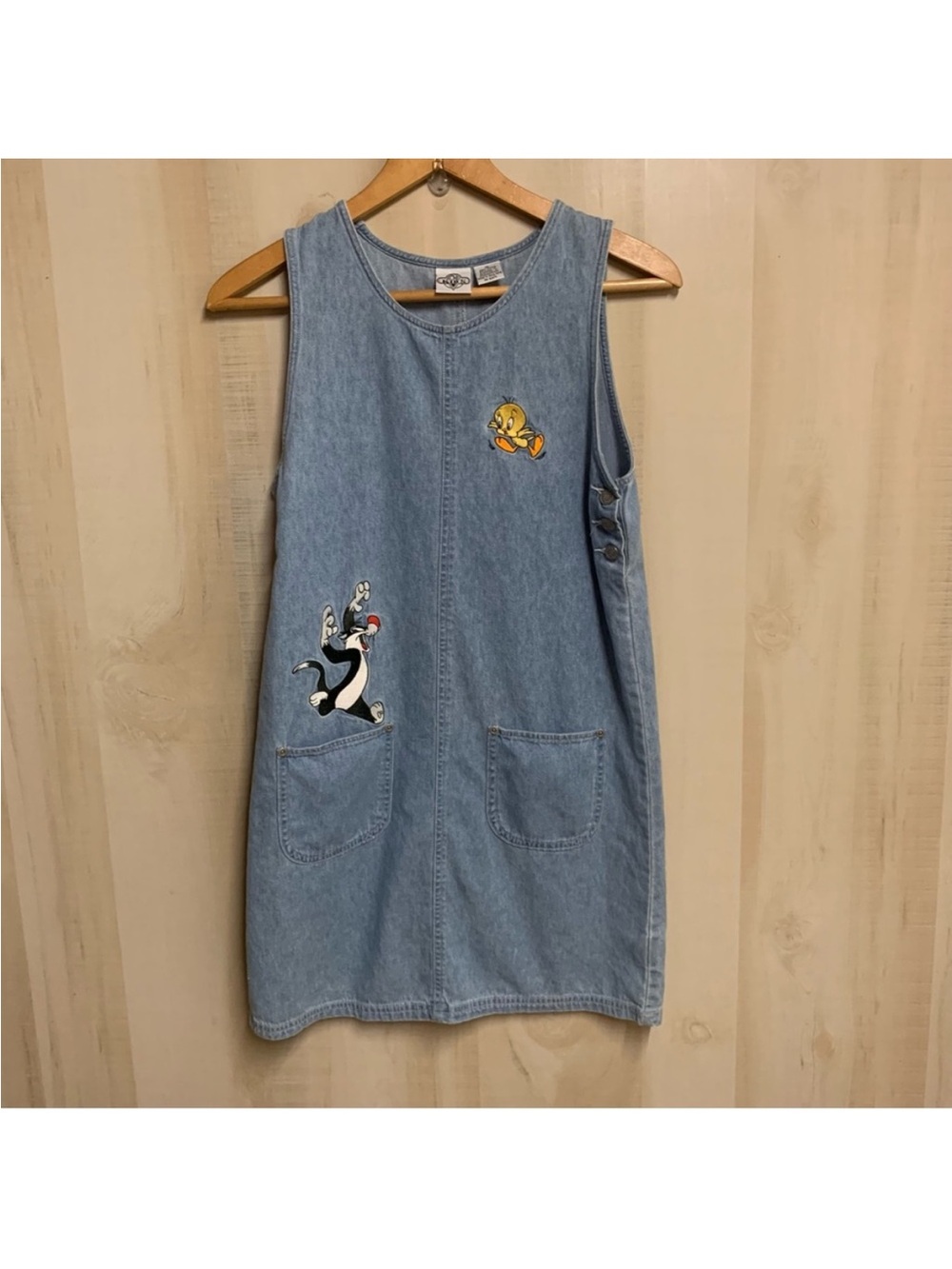 ACME Kids Tweety Bird Jumper Size XL